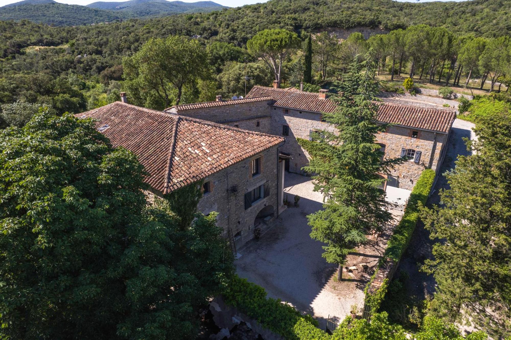 Les Terres Aoyama Hotel Saint Julien Les Rosiers Bagian luar foto